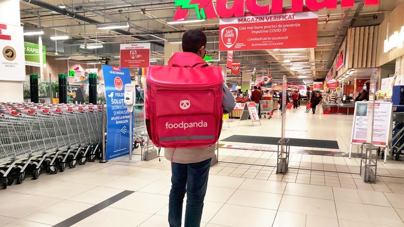 Parteneriat între foodpanda și Auchan: în cât timp promit să îți livreze produsele