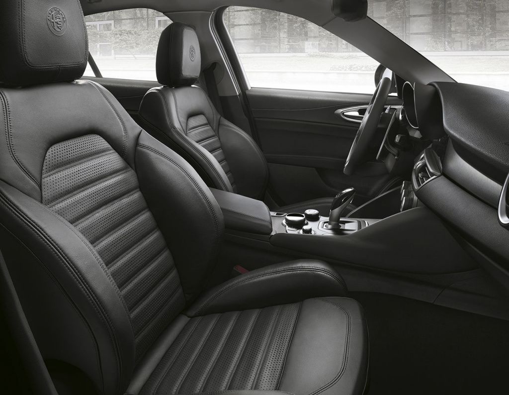 Alfa Romeo Giulia - Imagine 9