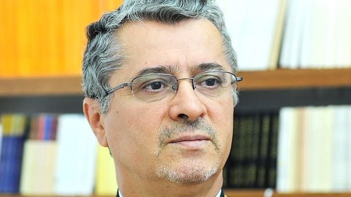 Preotul Raduca continua: Femeia nu trebuie sa stea sa fie violata!