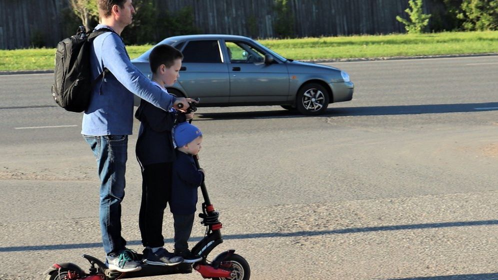 Numărul accidentelor grave în care au fost implicați „trotiniștii” a crescut de aproape 20 de ori în ultimii 4 ani