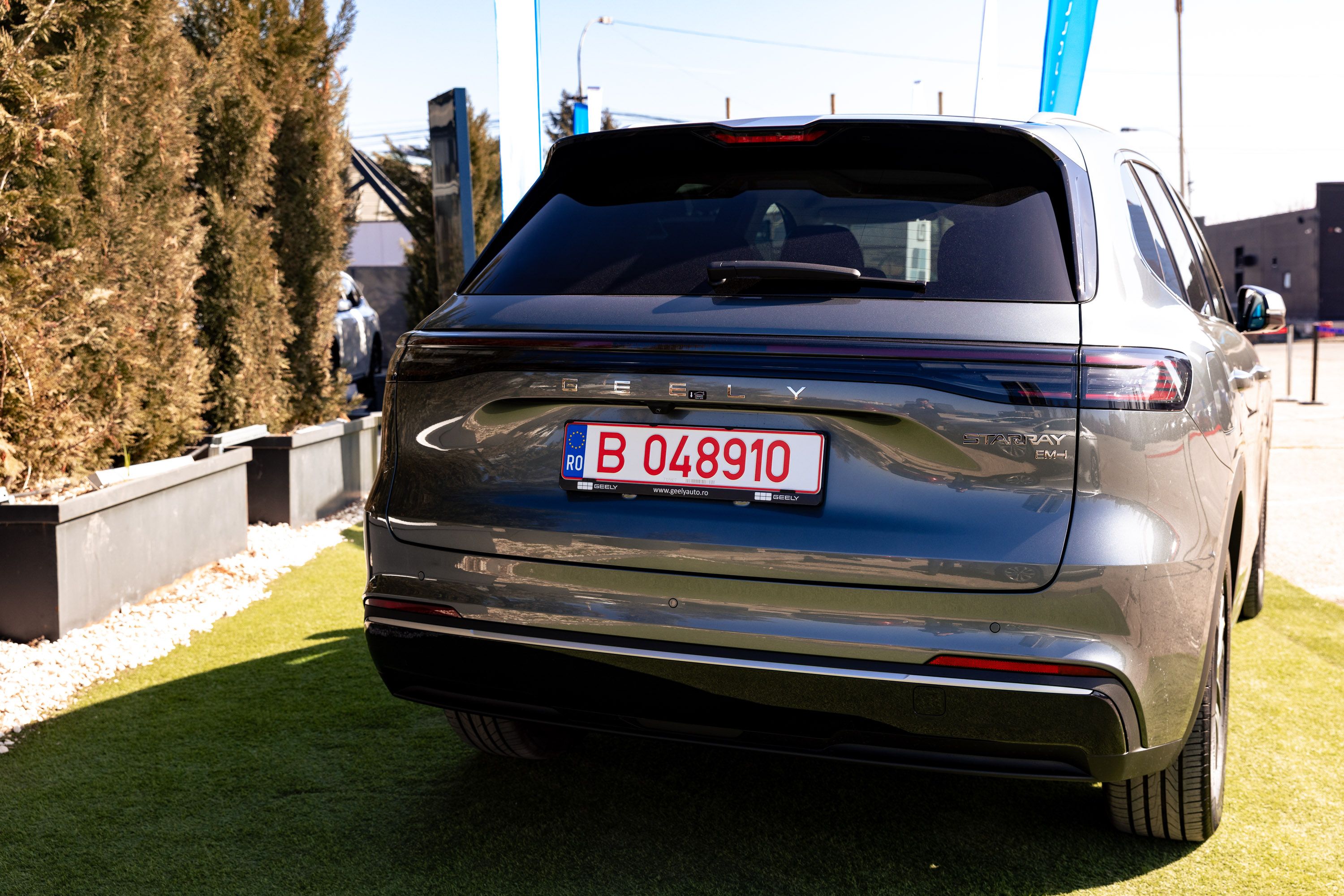 Geely lansează în România versiunea plug-in hibrid a SUV-ului Starray. Cât costă - Poza 9