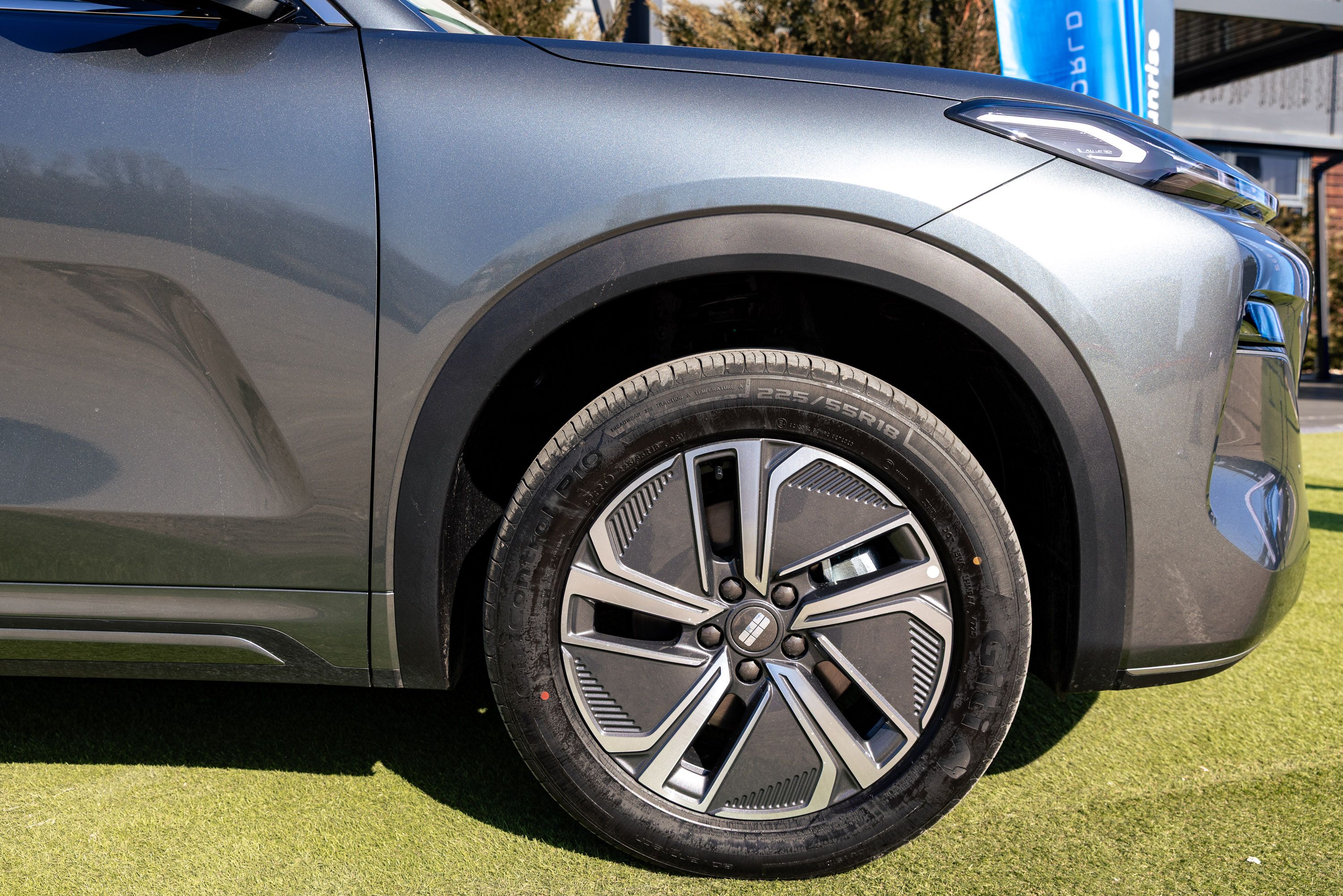 Geely lansează în România versiunea plug-in hibrid a SUV-ului Starray. Cât costă - Poza 8