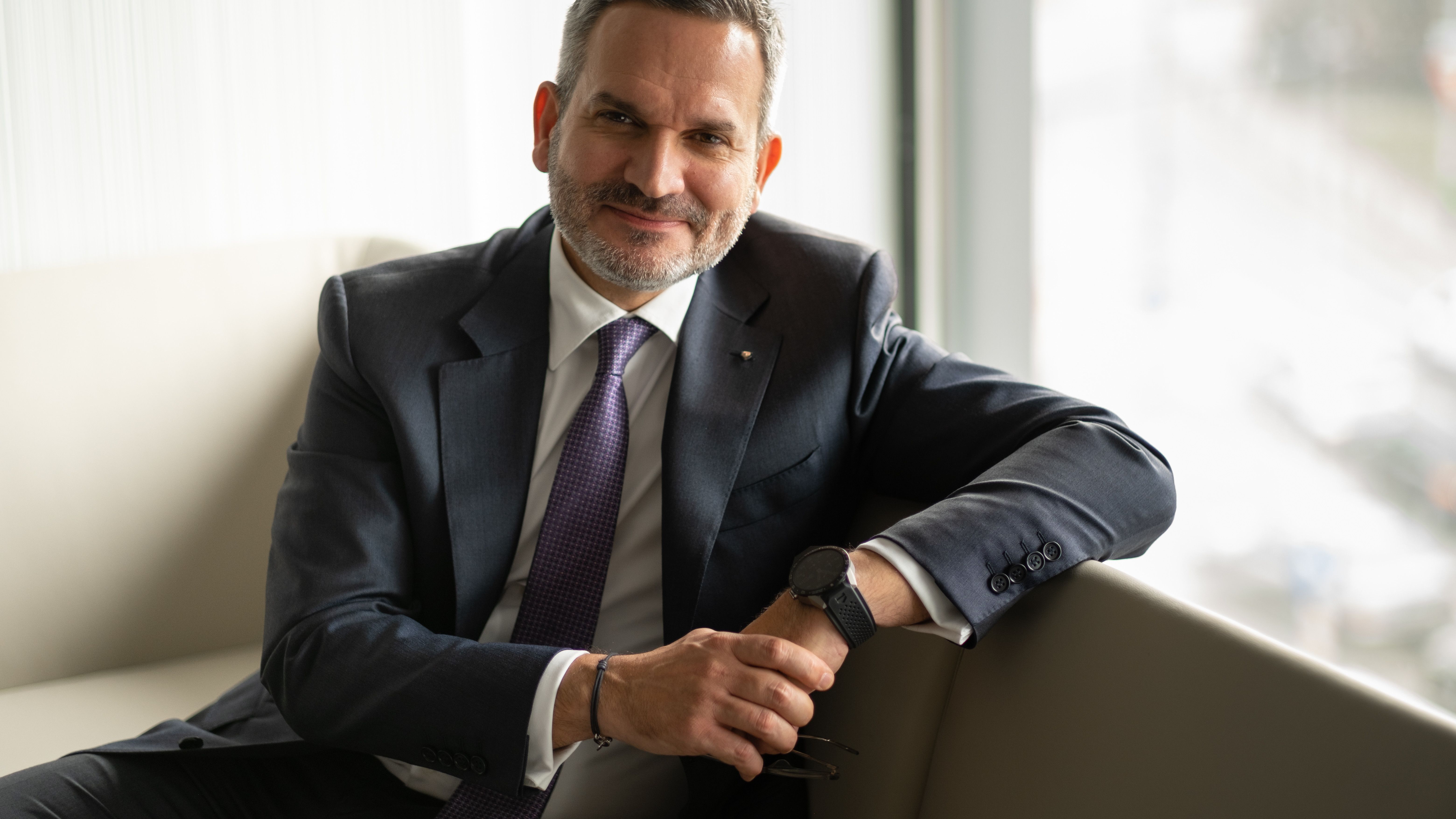 Reacție puternică a lui Omer Tetik, CEO-ul celei mai mari bănci din România, după amenda ROBOR: „Consiliul Concurenței încurajează populismul”<br>