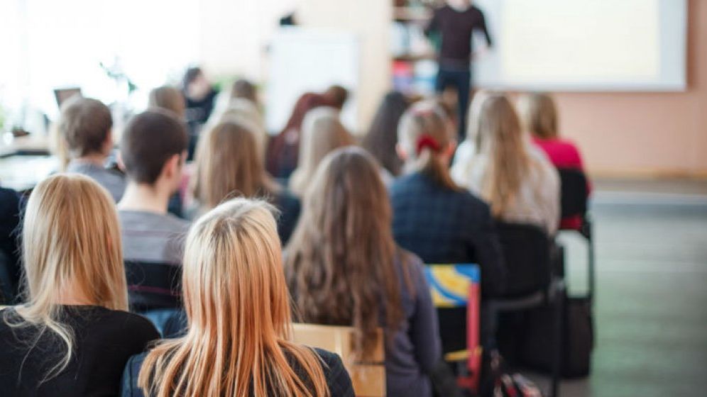 Invatamantul profesional dual, colacul de salvare pentru angajatorii care se confrunta cu deficit de personal