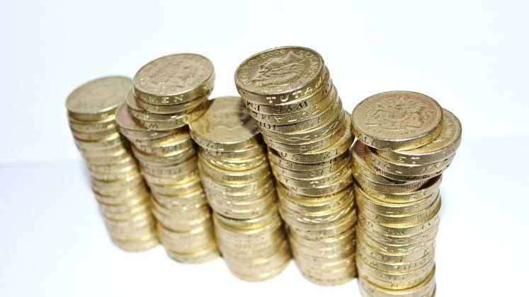 Doua programe pentru IMM-uri ce vizeaza comertul si femeile antreprenor au fost lansate de Ministerul Economiei, Comertului si Relatiilor cu Mediul de Afaceri