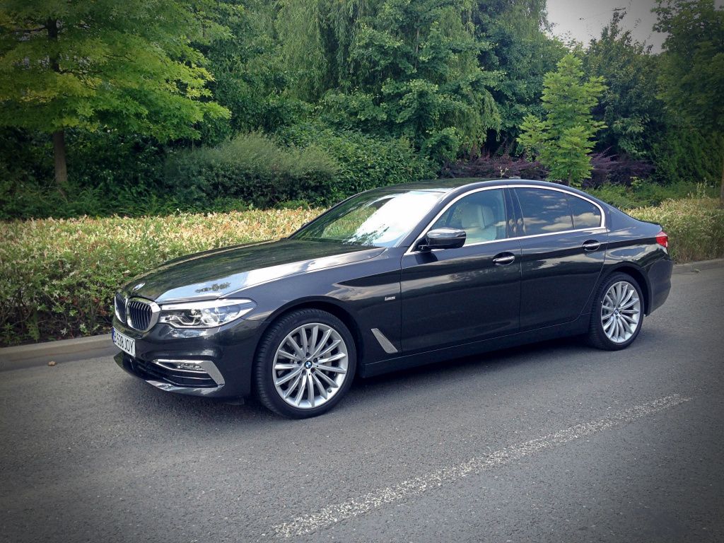 BMW Seria 5 sedan - Imagine 9