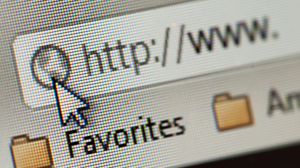 Fișierele originale World Wide Web au primit oferte de 2,8 milioane de dolari