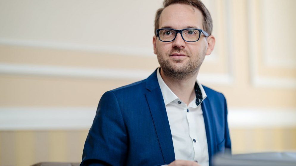 Dominic Fritz obţine cetăţenia română: România, gata, sunt unul de-al tău!