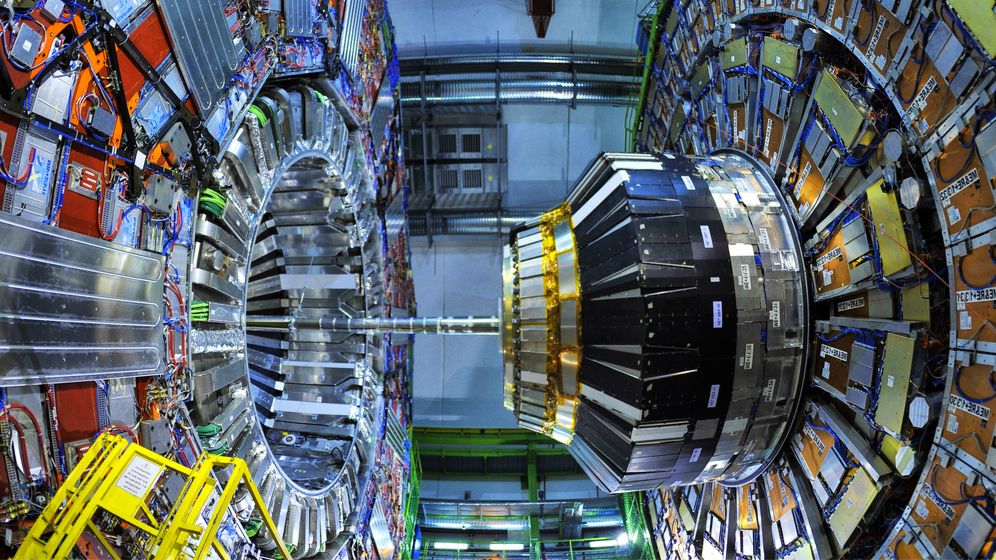 LHC, cel mai mare accelerator de particule din lume, a fost repornit