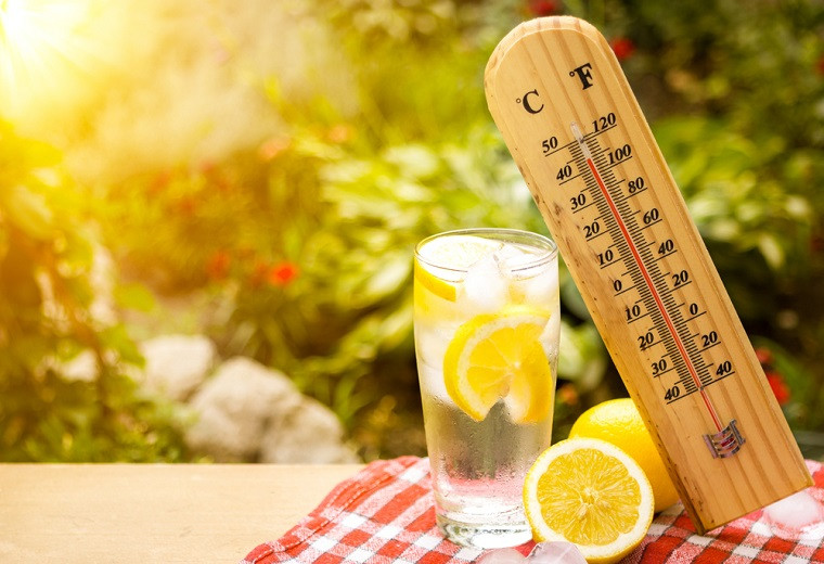 Cum ne protejăm de caniculă. Ghid rapid de supraviețuire la peste 40°
