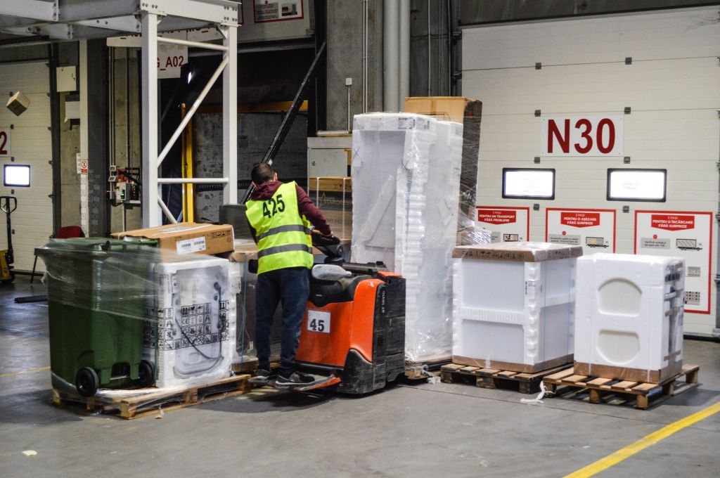 GALERIE FOTO | Cum arată cel mai mare centru logistic al Sameday - Imagine 18
