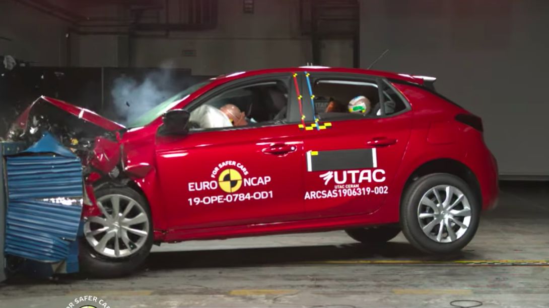 Euro NCAP a testat patru modele noi de masini. Unul a primit 4 stele