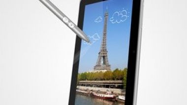 HTC a prezentat primul smartphone LTE si tableta Flyer