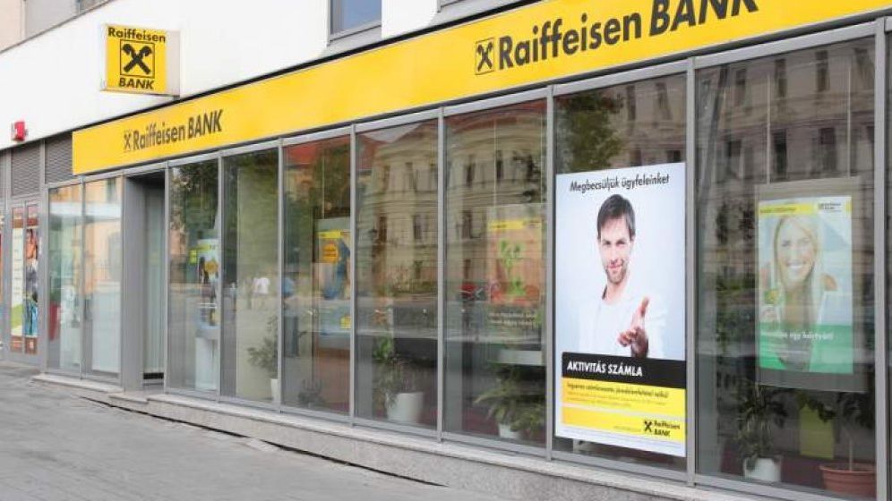 Profitul Raiffeisen Bank a crescut cu 74% in semestrul unu al anului fata de aceeasi perioada din 2017