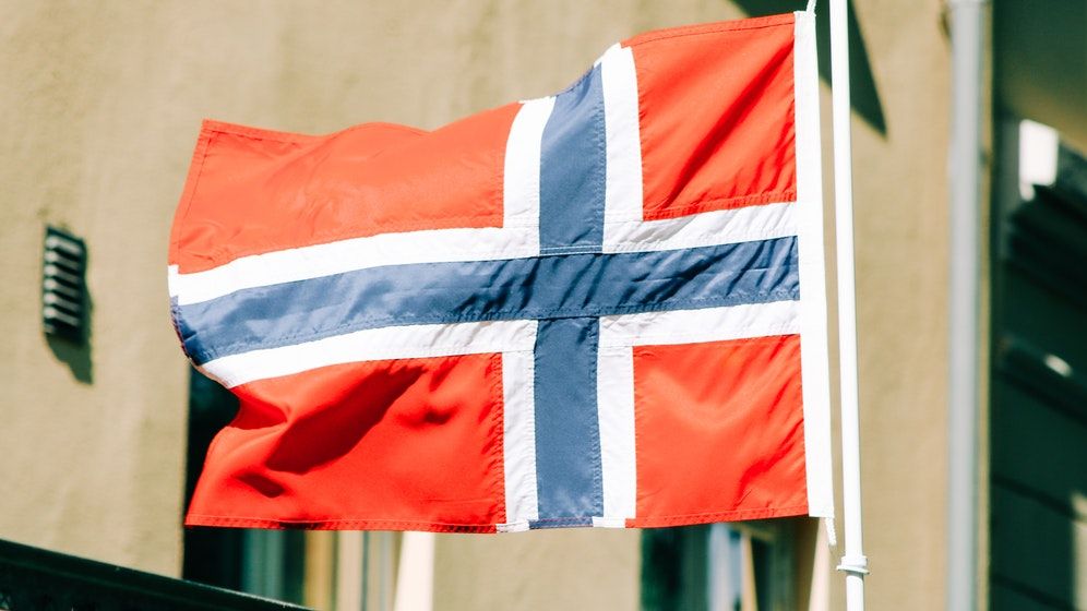 Atenționare pentru români: Norvegia reintroduce controalele la frontieră înaintea funeraliilor Regelui Harald V