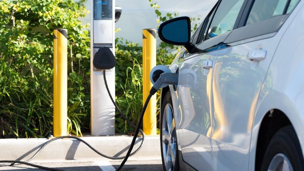 Primăria din Galați cumpără 15 mașini electrice. Care este valoarea acestora