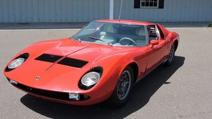 Scos dupa 46 de ani din garaj, un Lamborghini Miura P400 S se vinde cu o suma impresionanta!