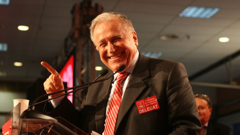 Dosarul Revoluției din 1989, în care Ion Iliescu e acuzat de crime împotriva umanității, e întors la Parchetul Militar