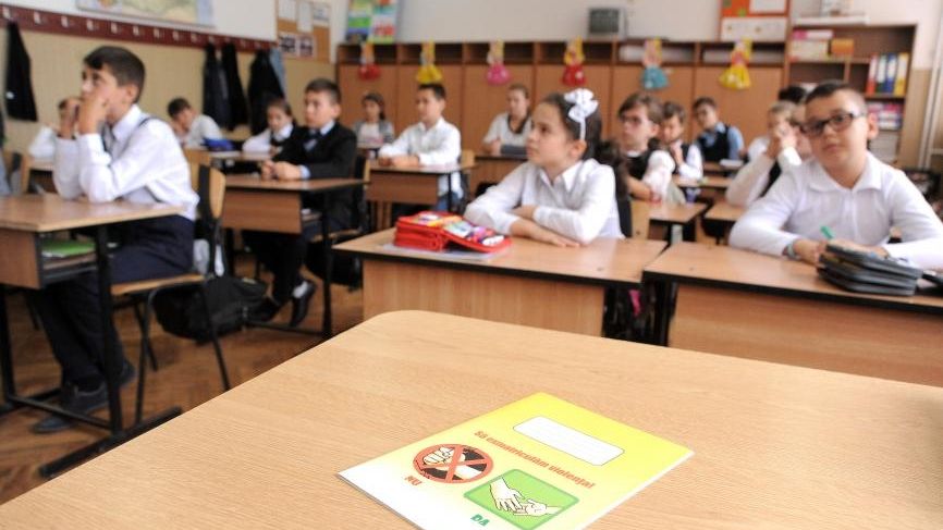 Doar 44 de cladiri scolare din Bucuresti din 1.066 au autorizatia de securitate la incendiu