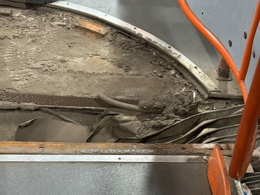 FOTO | Piedone trece la controalele pe șine: retrage zeci de tramvaie - Imagine 3