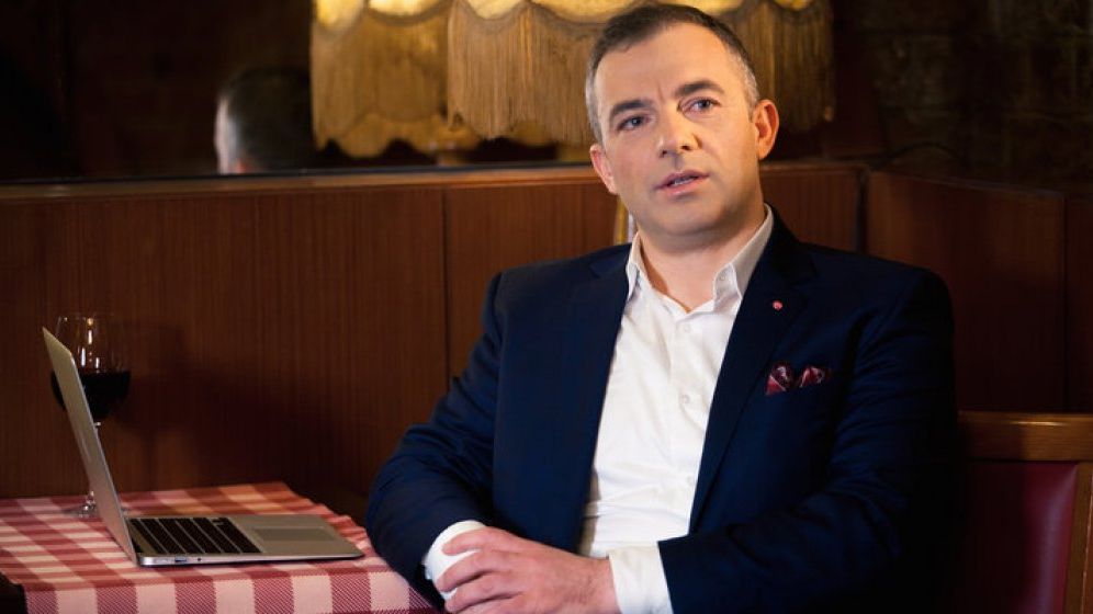 City Grill: Criza ne-a pus în pielea turistului aflat pe plaja din Phuket când a venit tsunamiul