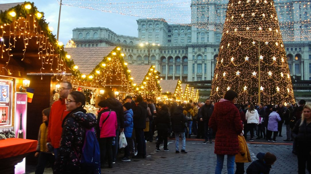 Harta interactiva cu costul luminitelor de Craciun in orasul tau: Bucurestiul a dat peste 53 de milioane de lei