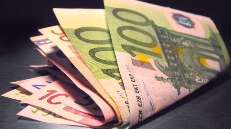 Analiza Moneycorp: Euro ar putea ajunge 4,85 lei