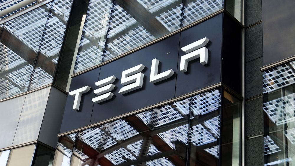 Musk preia din discursul lui Trump: „Tesla va fi cea mai mare companie din lume, mai mare decât următoarele 5 la un loc”. Până atunci, profitul e pe tobogan