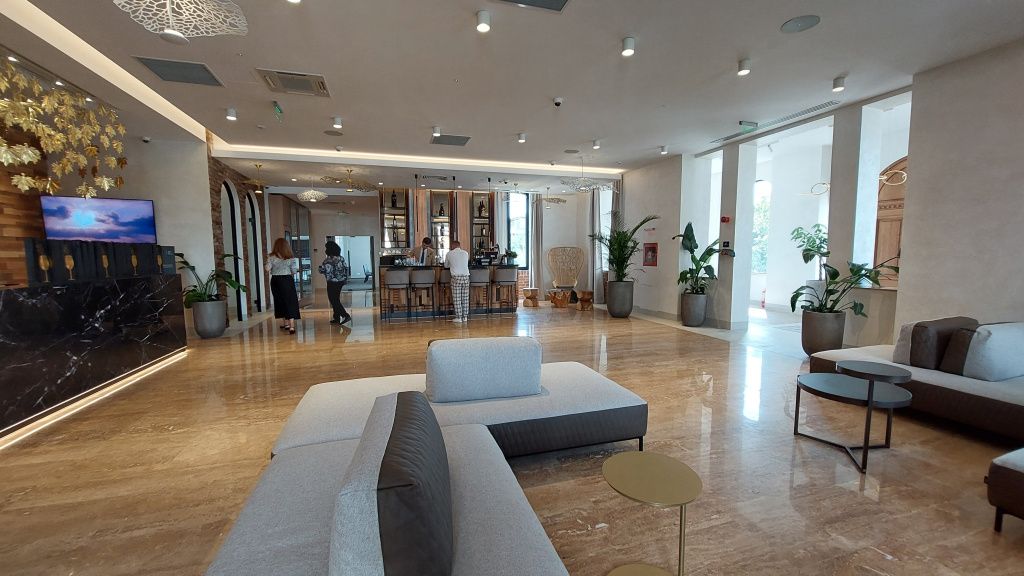 Cum arată cel mai nou hotel din România, construit pe proprietatea unui fost mare boier - Imagine 70
