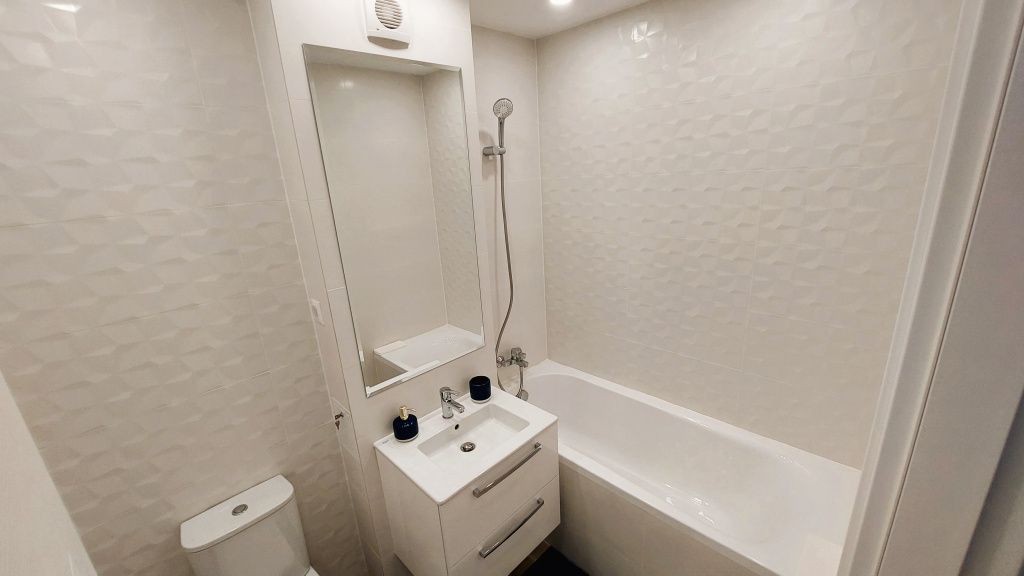 Apartament 3 camere tip 5B - Hils Brauner
