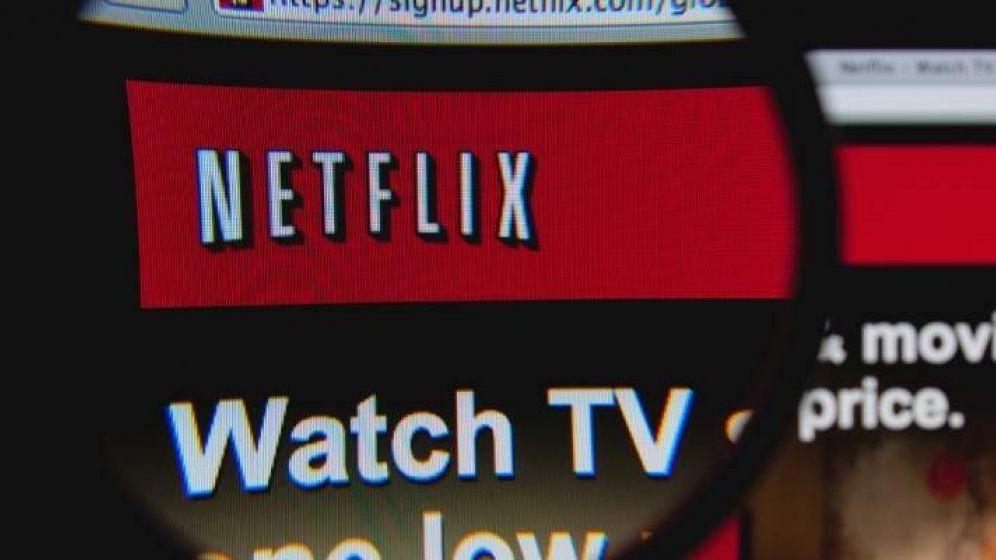 Abonamentele Netflix sunt modificate din nou. Compania face un pas înapoi în privința noilor reguli