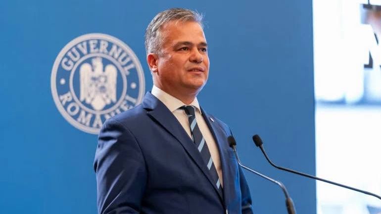 Ziua cea mare pentru Adrian Veștea! Trece sau nu GUVERNUL? AUR, speranța PSD, spune că nu<br>