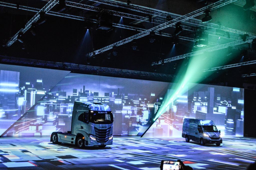 GALERIE FOTO | Iveco prezintă camionul 100% electric S-eWay - Imagine 3