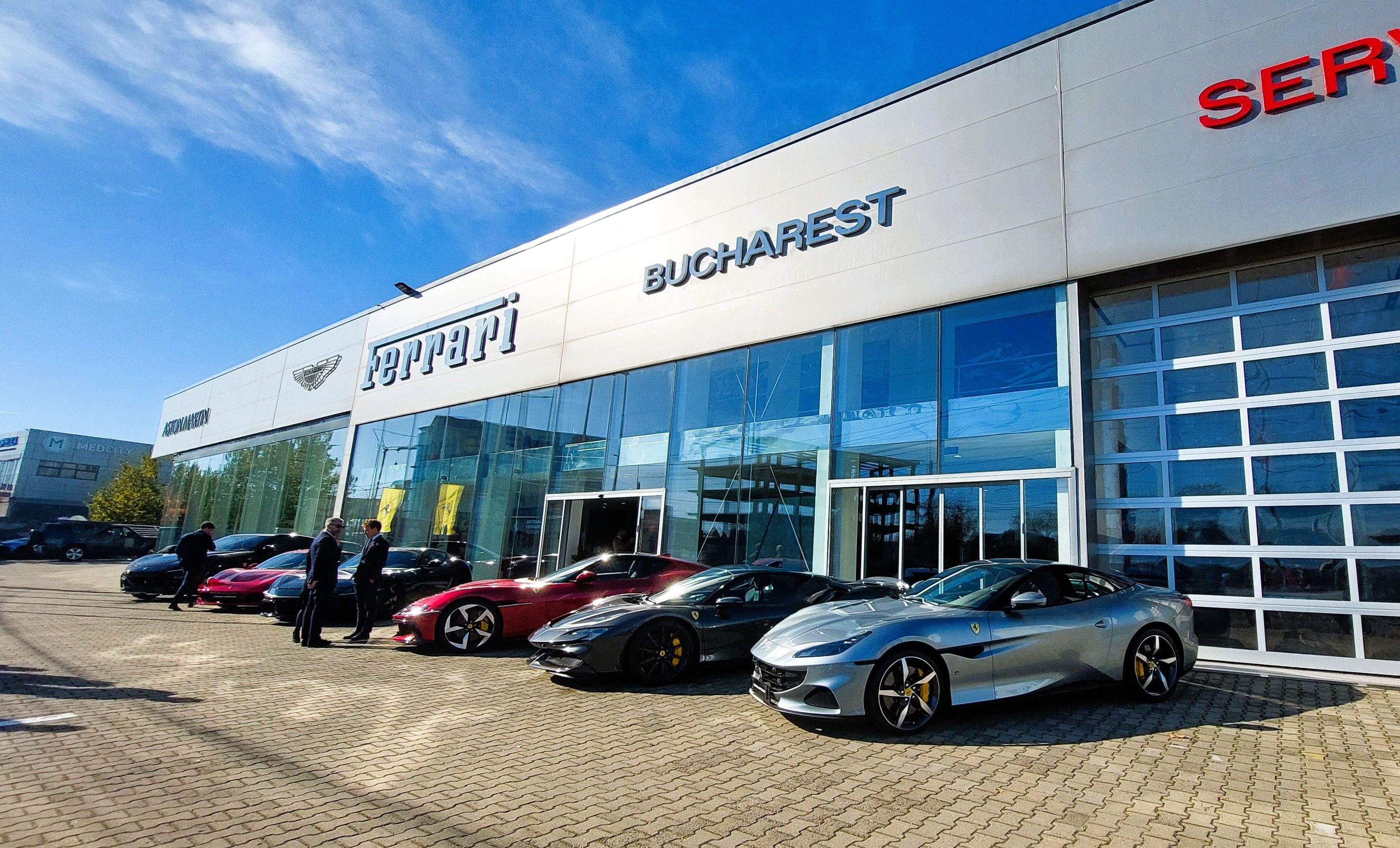 GALERIE FOTO | Ferrari a inaugurat showroom-ul de la București și a adus în premieră noul model Amalfi - Poza 55