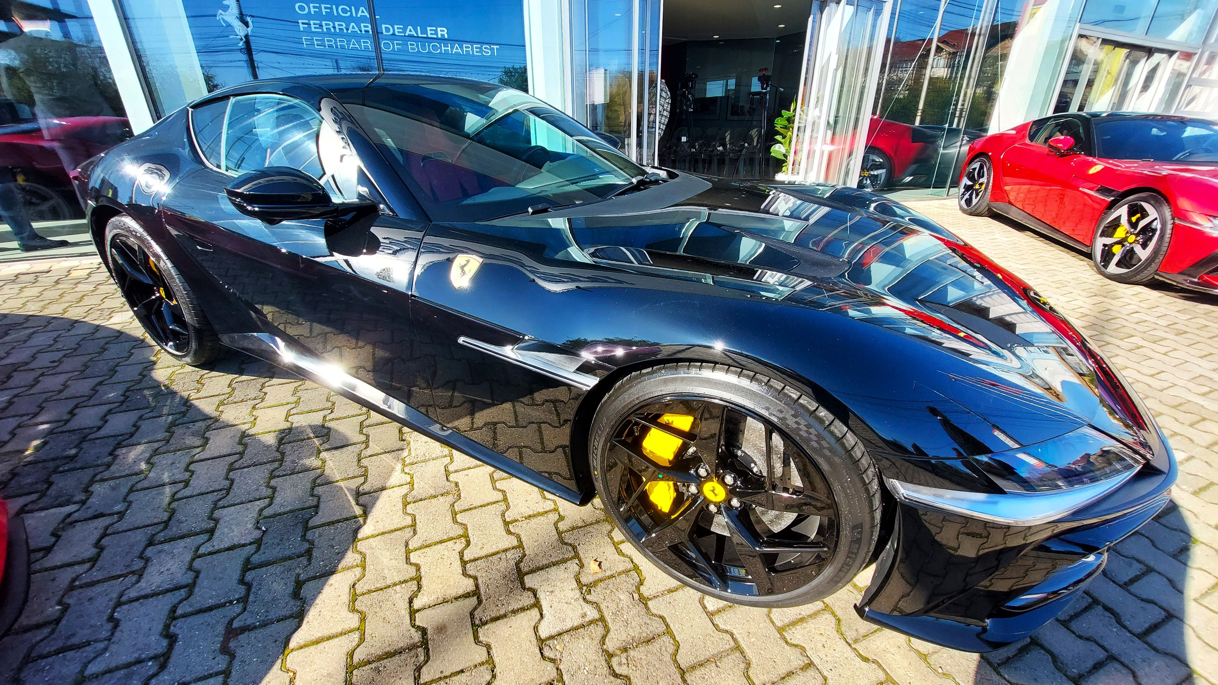 GALERIE FOTO | Ferrari a inaugurat showroom-ul de la București și a adus în premieră noul model Amalfi - Poza 54