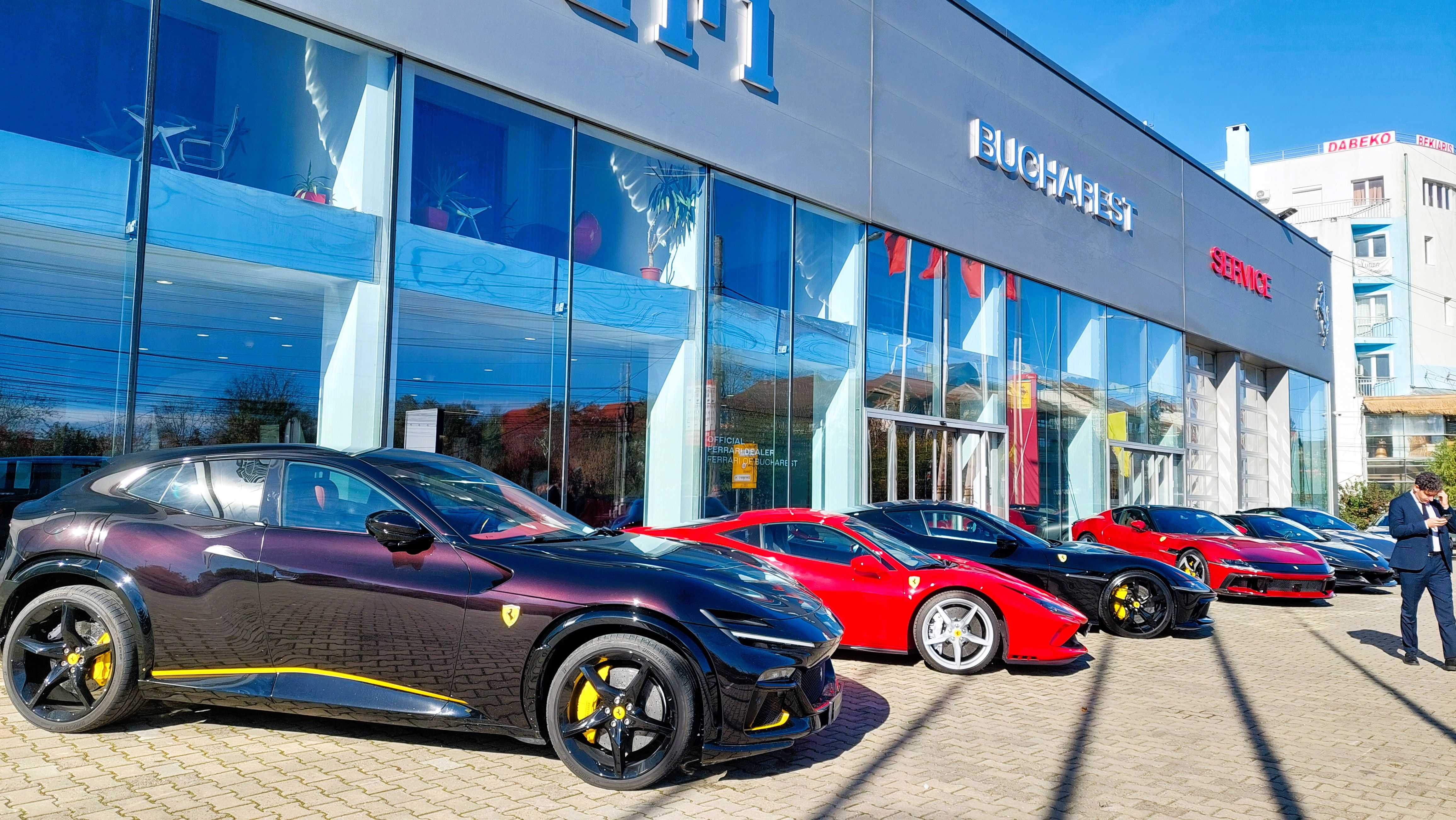 GALERIE FOTO | Ferrari a inaugurat showroom-ul de la București și a adus în premieră noul model Amalfi - Poza 47