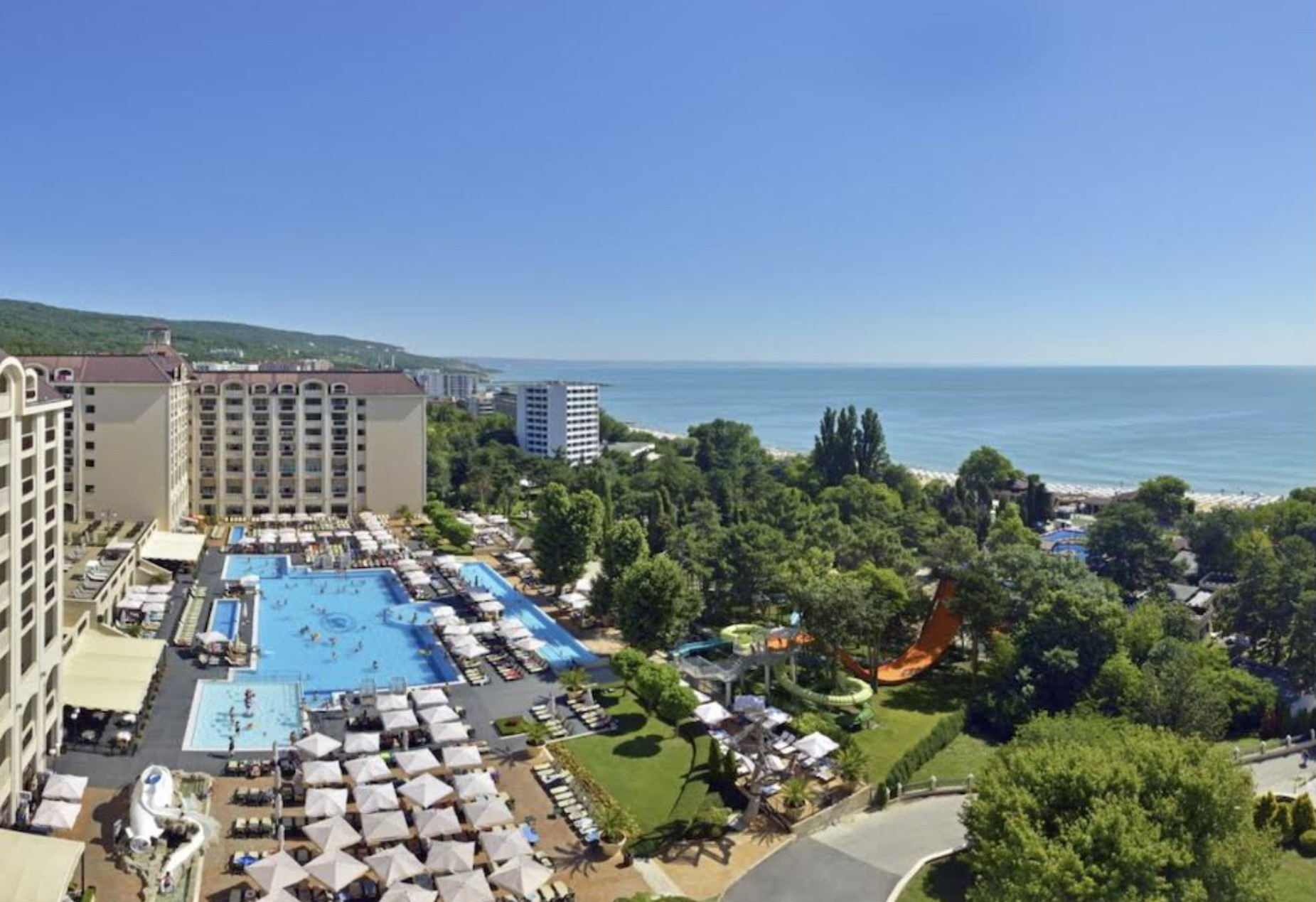 Agenția de turism din România care oferă vouchere pentru benzină sau motorină: care sunt destinațiile în care vă puteți rezerva vacanța