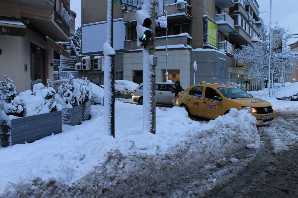 Prima zapada in Bucuresti - Imagine 26
