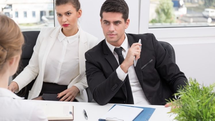 Recrutarea oamenilor, o cursa contracronometru: cum te asiguri, in mai putin de o ora, ca ii angajezi pe cei mai buni