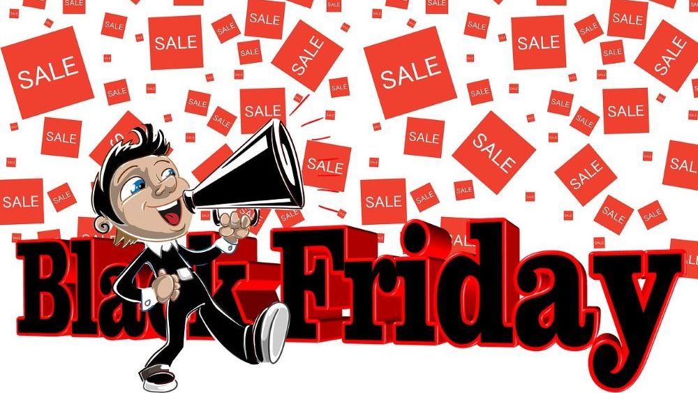 Reduceri de peste 80% la evoMAG de Black Friday