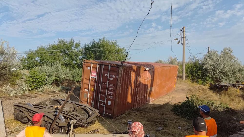 A fost reluată circulația trenurilor de călători pe distanța Constanța – Mangalia, după accidentul feroviar în care un vagon s-a răsturnat
