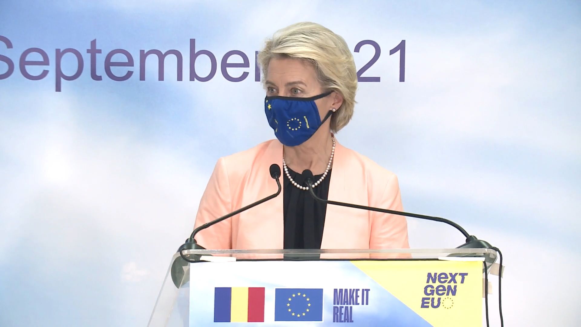 Ursula von der Leyen: UE nu va finanța „garduri de sârmă ghimpată și ziduri” anti-migranți