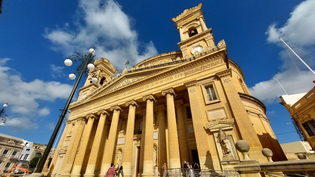 Malta, țara care poate transforma orice piatră într-un obiectiv turistic - Imagine 17