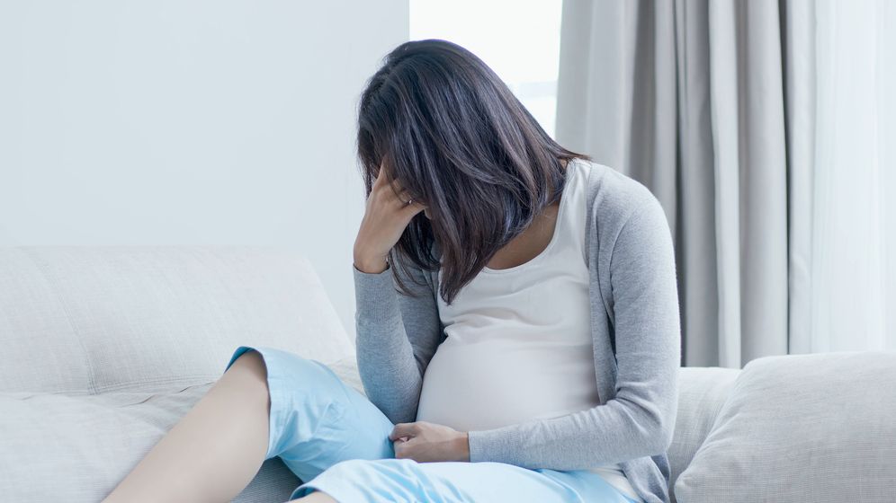 Cazul femeii însărcinate care nu a fost tratată fiindcă „îi expirase testul COVID-19” a stârnit indignare