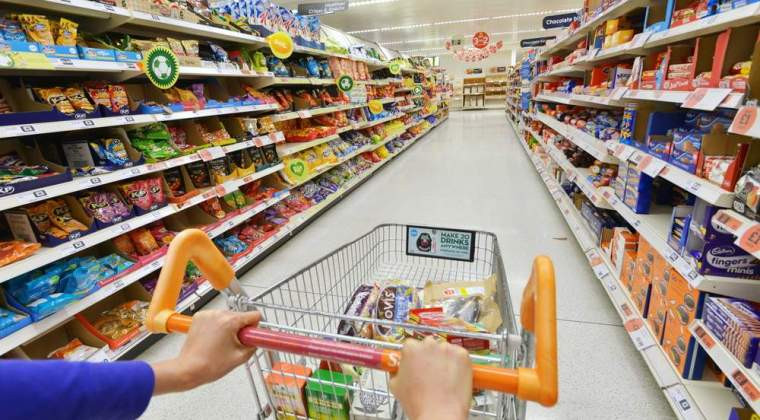 Guvernul acordă ajutoare umanitare gratuite în 2026. Cine sunt beneficiarii și ce produse vor primi. ANUNȚ făcut de Ministerul Muncii