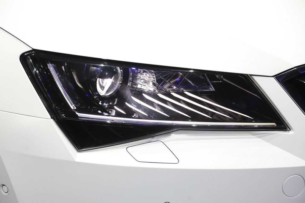 Skoda Superb III - Imagine 18