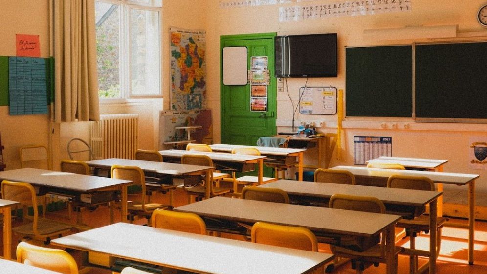 Ministerul Educației: 11 unități de învățământ rămân închise din cauza condițiilor meteo nefavorabile