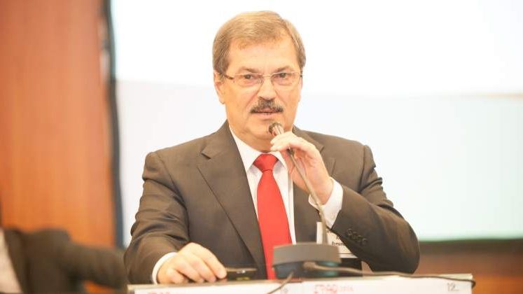 Vicepresedintele ASF responsabil de sectorul asigurarilor, Marius Vorniceanu, renunta la functie din 3 octombrie
