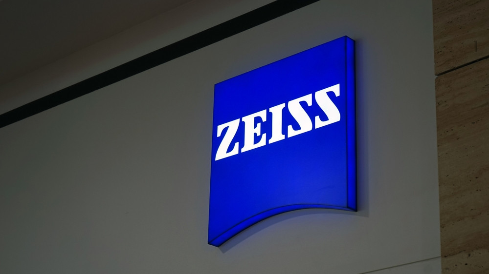 Gigantul german de optică Zeiss își consolidează prezența pe piața românească prin achiziția unei companii cu afaceri de 10 mil. lei. Consiliul Concurenței a dat undă verde