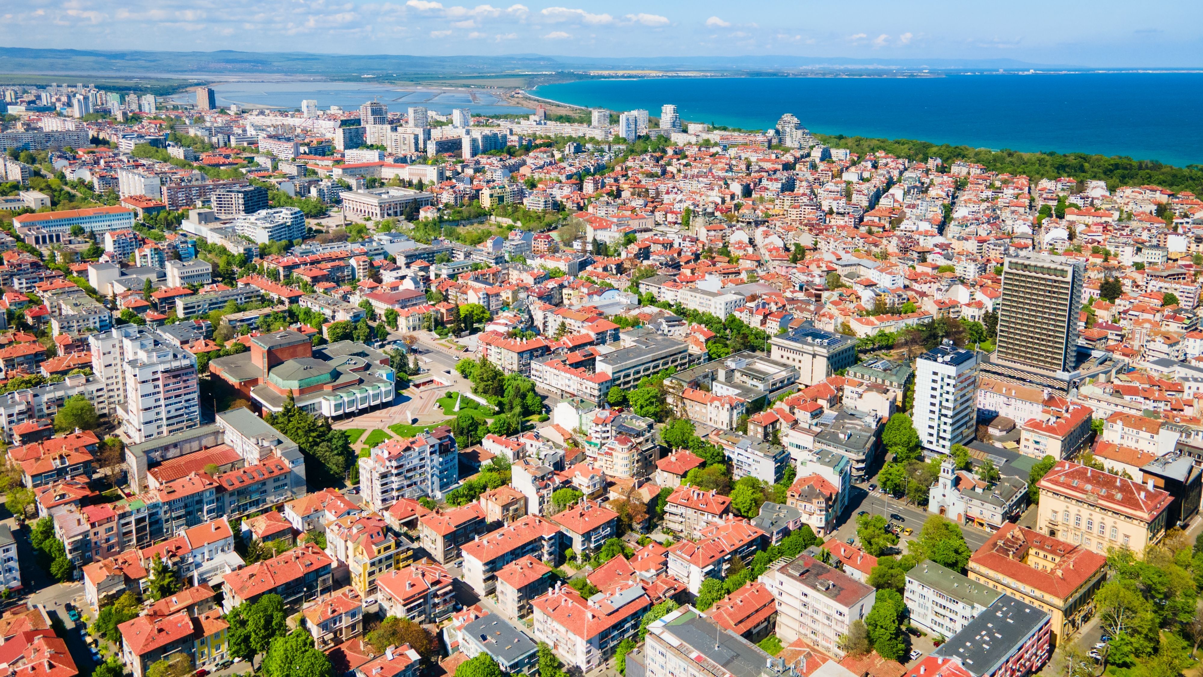 Hoteluri de până la 10 ori mai scumpe la Burgas pentru Eurovision 2027. IRI Travel pregătește oferte